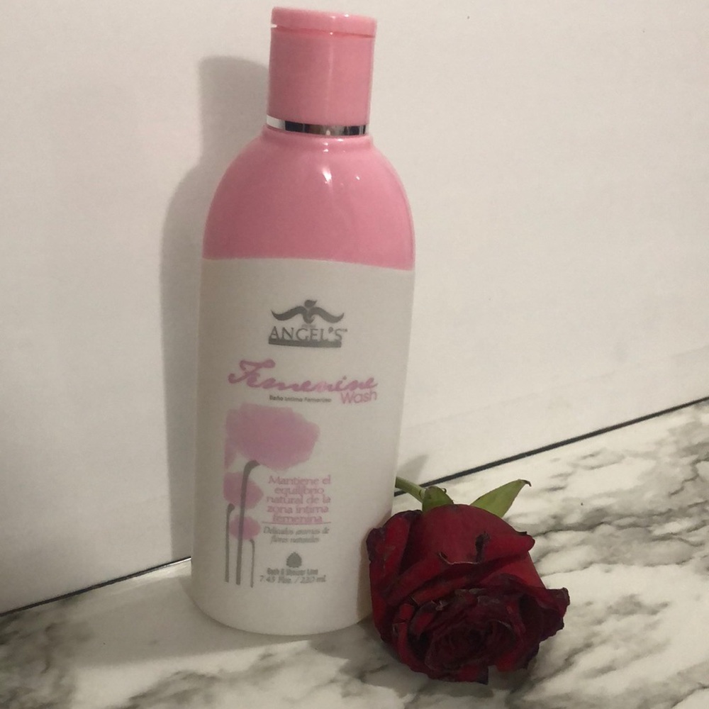 Femenine Wash  for daily use for intimate hygiene